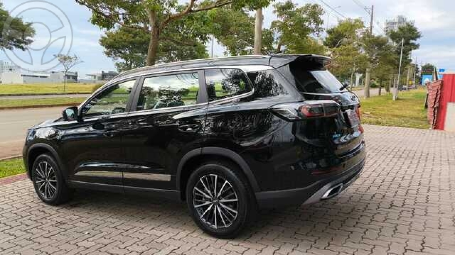 CAOA CHERY - TIGGO 8 PRO HYBRID - - BAIXO - - 2023/2024 - PRETA - R$ 214.900,00