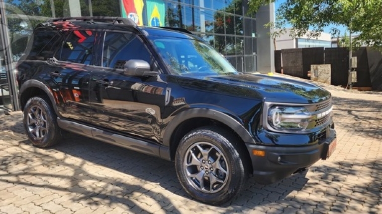 FORD - BRONCO SPORT WILDTRAK 4X4 - 25 - - BAIXO - - 2021/2021 - PRETA - R$ 174.900,00