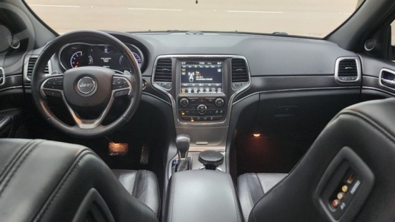 JEEP - GRAND CHEROKEE LIMITED AWD - - 2018/2018 - PRETA - R$ 174.990,00