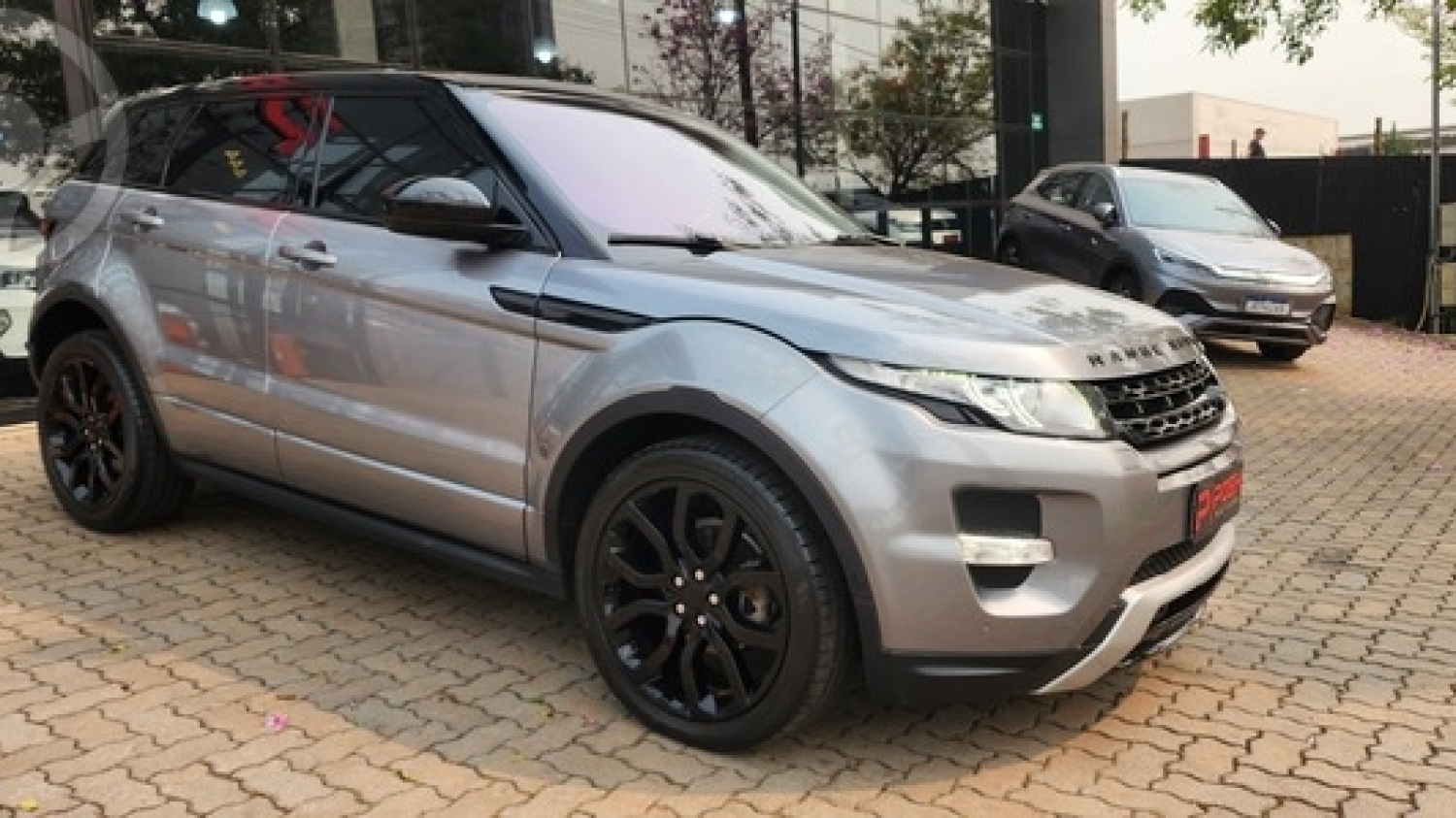 LAND ROVER - LAND ROVER EVOQUE DYNAMIC 2.0 TURBO - - 2014/2014 - CINZA - R$ 119.900,00