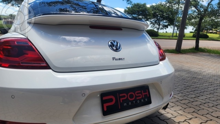 VOLKSWAGEN - FUSCA TSI 2.0 TURBO - BAIXO - - - 2012/2013 - BRANCA - R$ 94.900,00