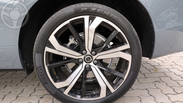 VOLVO - XC60 XC 60 ULTIMATE DARK T8 - BAIXO - GARANTIA DE FÁBRICA - - 2023/2024 - CINZA - R$ 404.900,00