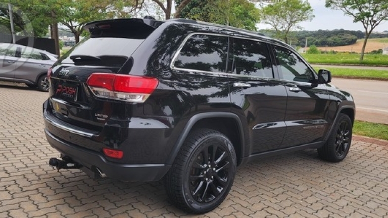 JEEP - GRAND CHEROKEE LIMITED AWD - - 2018/2018 - PRETA - R$ 174.990,00