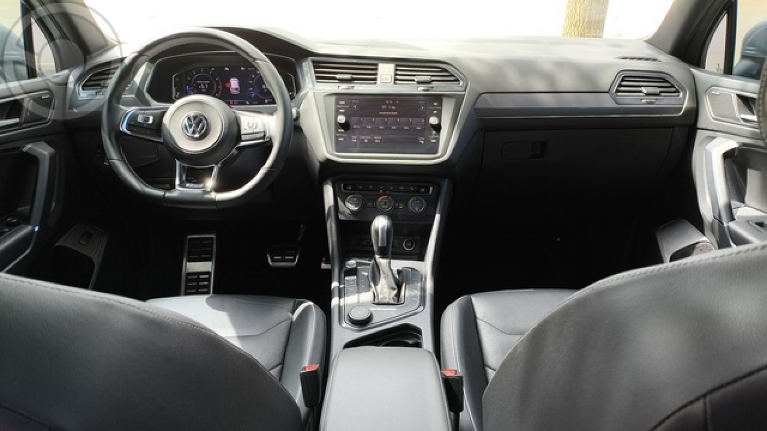 VOLKSWAGEN - TIGUAN ALLSPACE TSI 350 R LINE 2.0 TURBO 4MOTION - - 2019/2020 - PRATA - R$ 182.900,00
