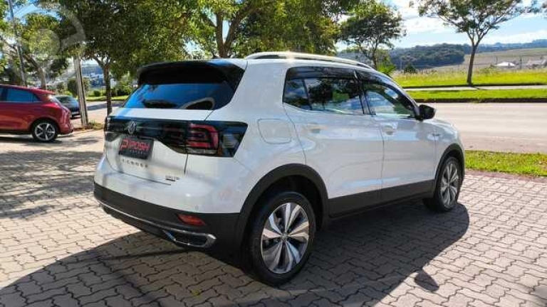 VOLKSWAGEN - TCROSS TCROSS T-CROSS HIGHLINE 1.4 TURBO - - 2020/2020 - BRANCA - R$ 104.900,00