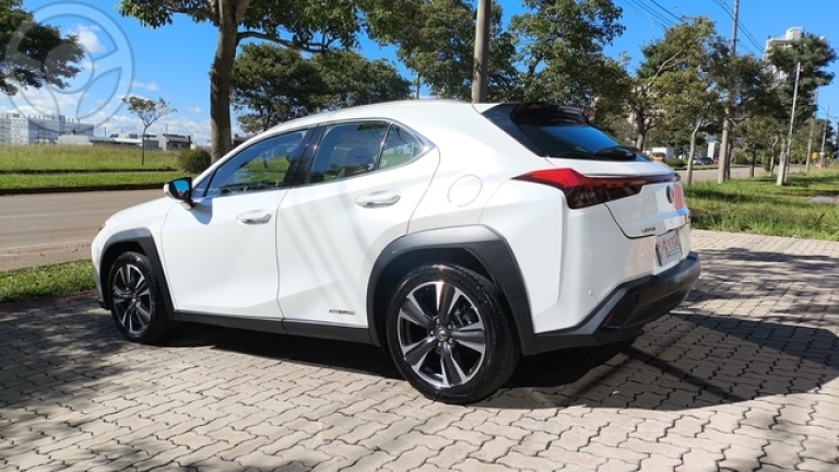 LEXUS - LEXUS UX U X 250 H LUXURY - BAIXO - - - 2019/2019 - BRANCA - R$ 144.900,00