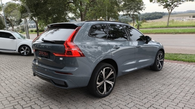 VOLVO - XC60 XC 60 ULTIMATE DARK T8 - BAIXO - GARANTIA DE FÁBRICA - - 2023/2024 - CINZA - R$ 404.900,00