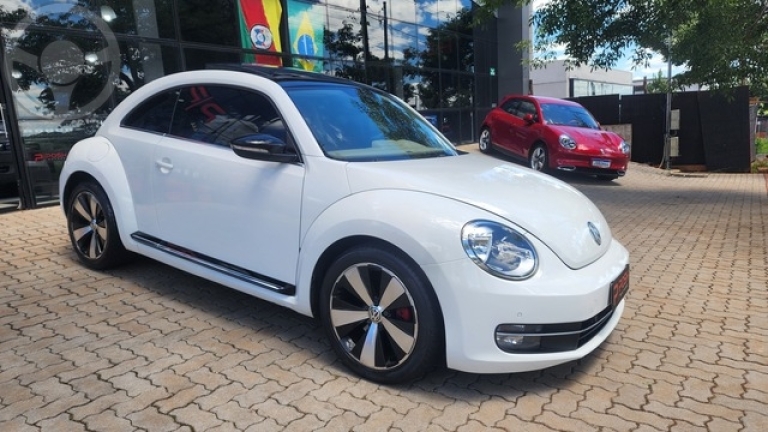 VOLKSWAGEN - FUSCA TSI 2.0 TURBO - BAIXO - - - 2012/2013 - BRANCA - R$ 94.900,00