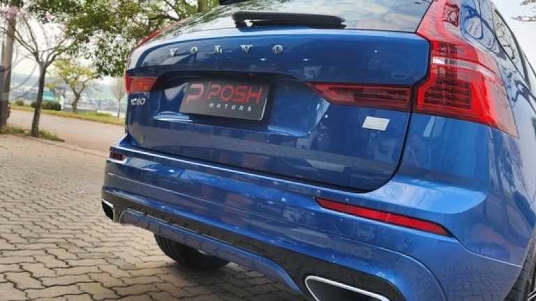 VOLVO - VOLVO XC 60 XC60 T8 R DESIGN - - BAIXO - - 2021/2021 - AZUL - R$ 259.900,00