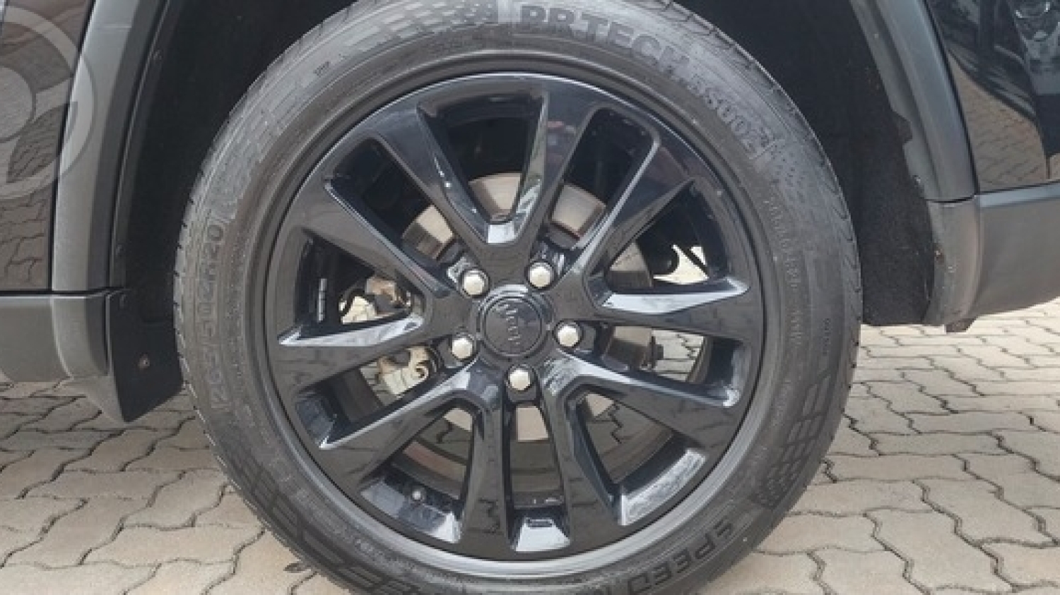 JEEP - GRAND CHEROKEE LIMITED AWD - - 2018/2018 - PRETA - R$ 174.990,00