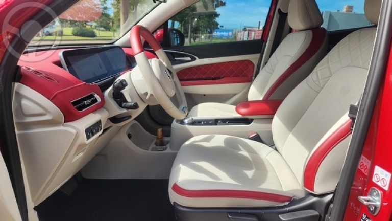 GWM - GWM ORA 03 SKIN - - BAIXO - - 2023/2024 - VERMELHA - R$ 139.900,00