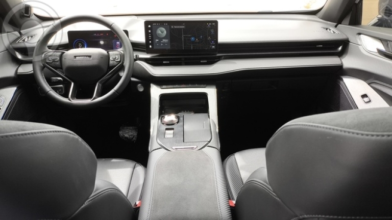 GWM - HAVAL H6 GT - - BAIXO - - 2023/2024 - BRANCA - R$ 257.900,00